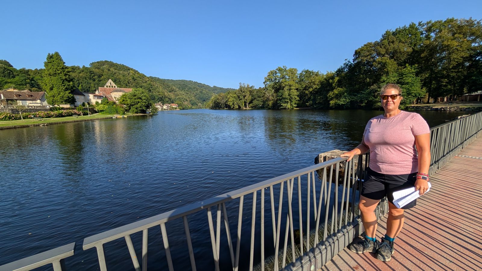 Cassie by the Dordogne at Beaulieu-sur-Dordogne