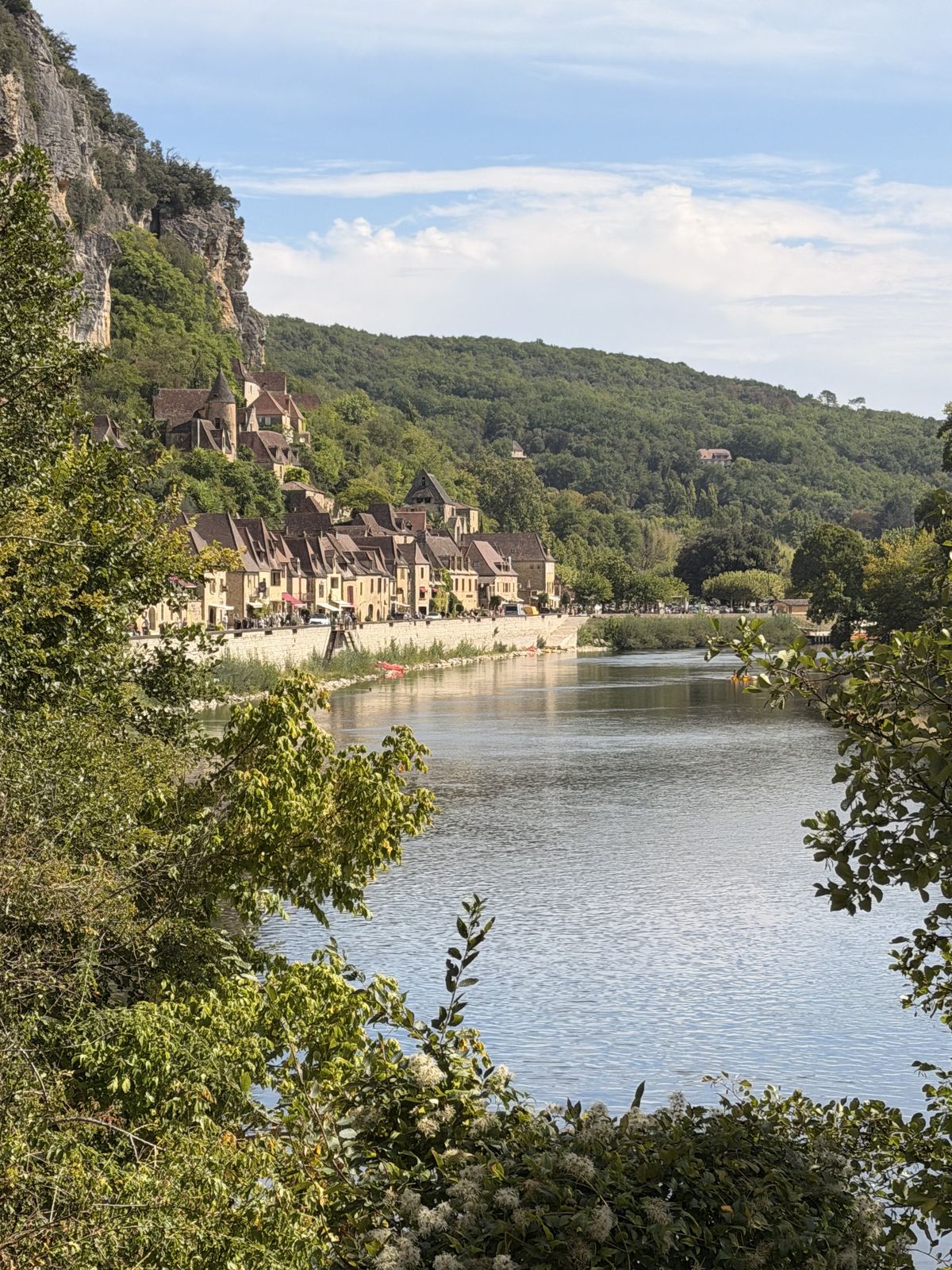 La Roque-Gageac from the riverbank