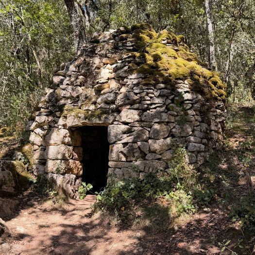 This is a borie, an 18/19th century shelter or store shed.