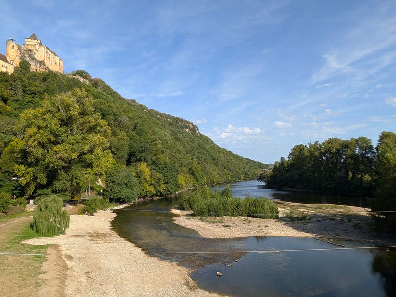 The Dordogne river below the Château de Castelnaud